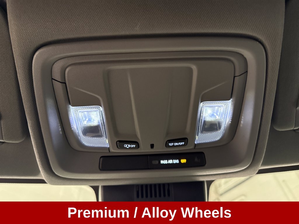 Used 2023 Chevrolet Silverado 1500 W/T w/ WT Value Package AWD/4WD image 18