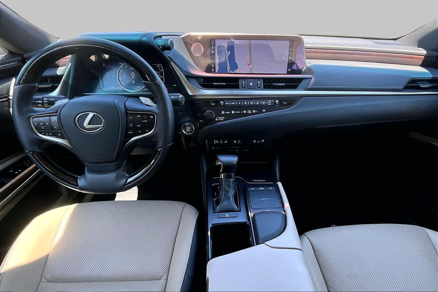 Used 2019 Lexus ES 350 w/ Premium Package FWD image 16