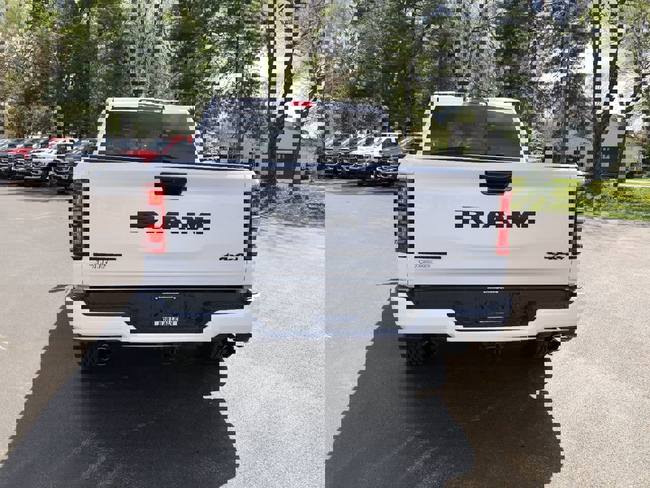 New 2026 RAM 1500 4x4 Crew Cab image 18