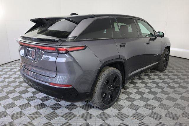 New 2025 Jeep Wagoneer S Launch Edition image 4