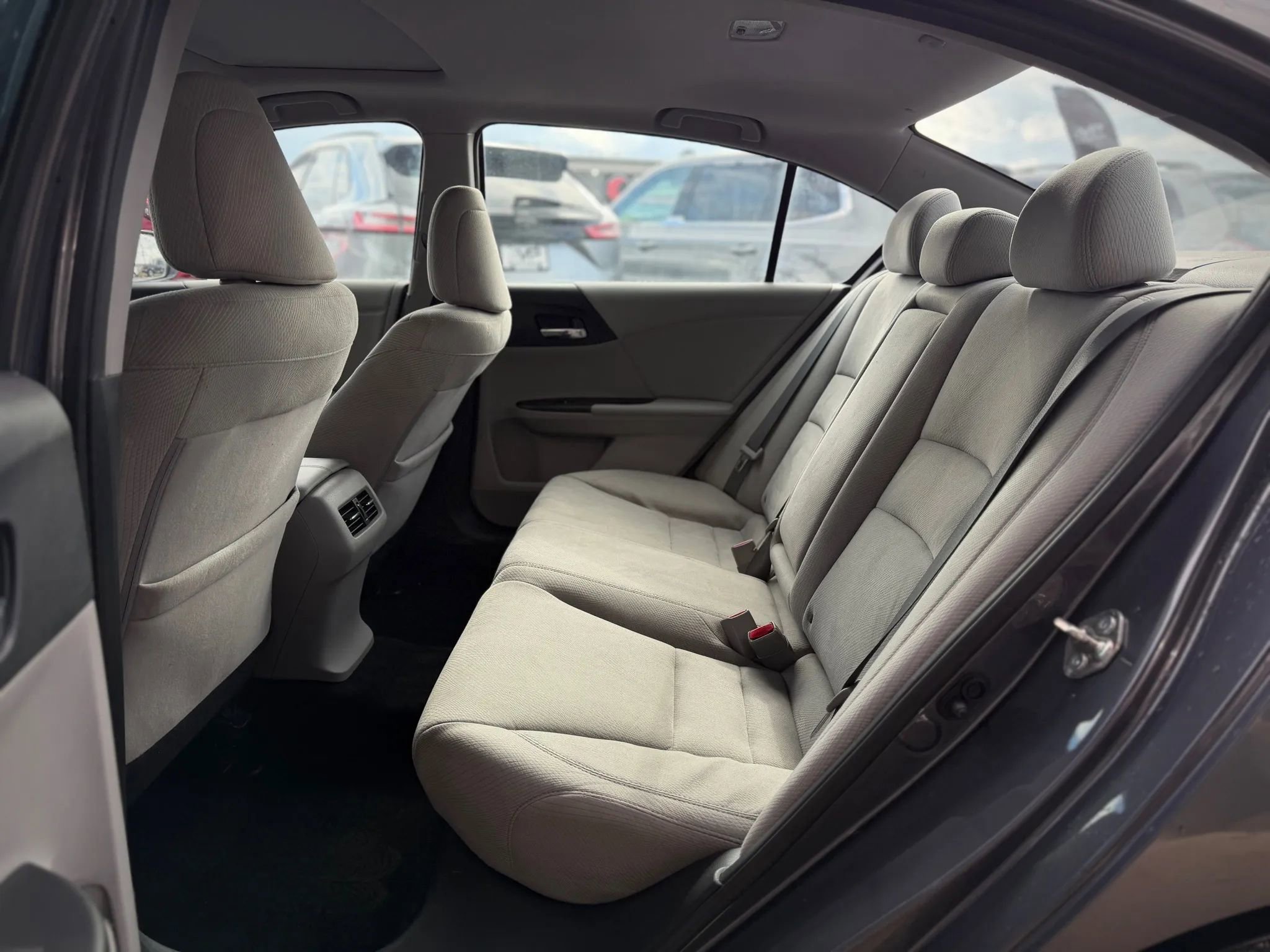 Used 2017 Honda Accord EX image 17