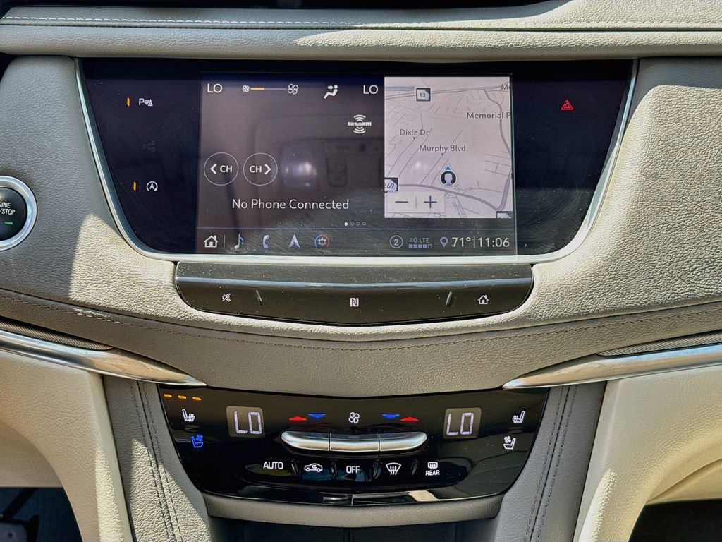 Used 2020 Cadillac XT5 Premium Luxury w/ LPO, Floor Liner Package FWD image 23