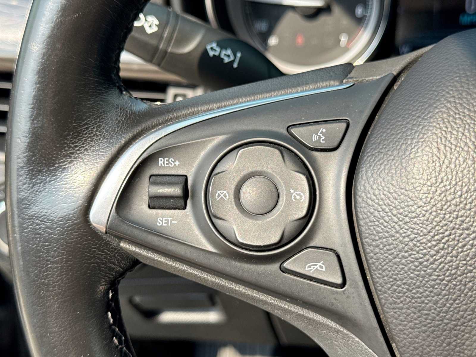 Used 2020 Buick Envision Preferred FWD image 22