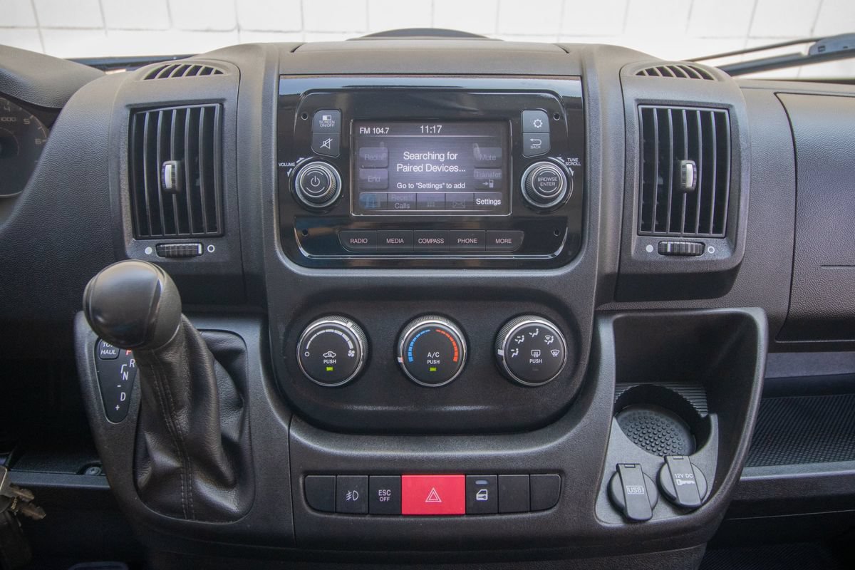 Used 2018 RAM ProMaster 3500 w/ Premium Appearance Group FWD image 21