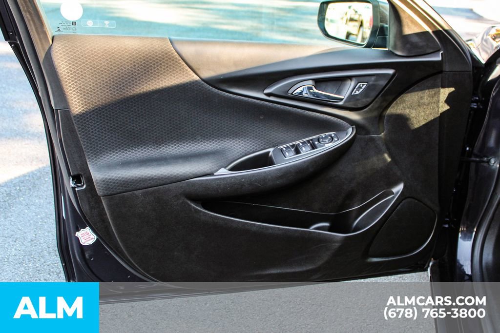 Used 2023 Chevrolet Malibu LT image 38