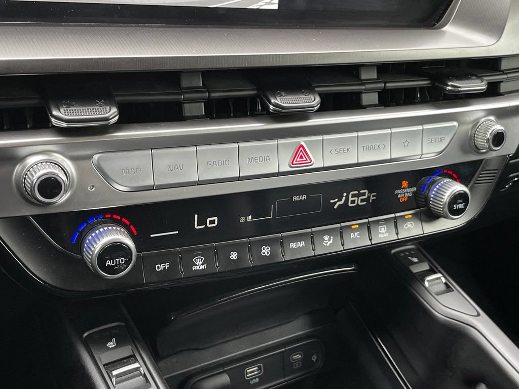 Used 2025 Kia Telluride S AWD/4WD image 19