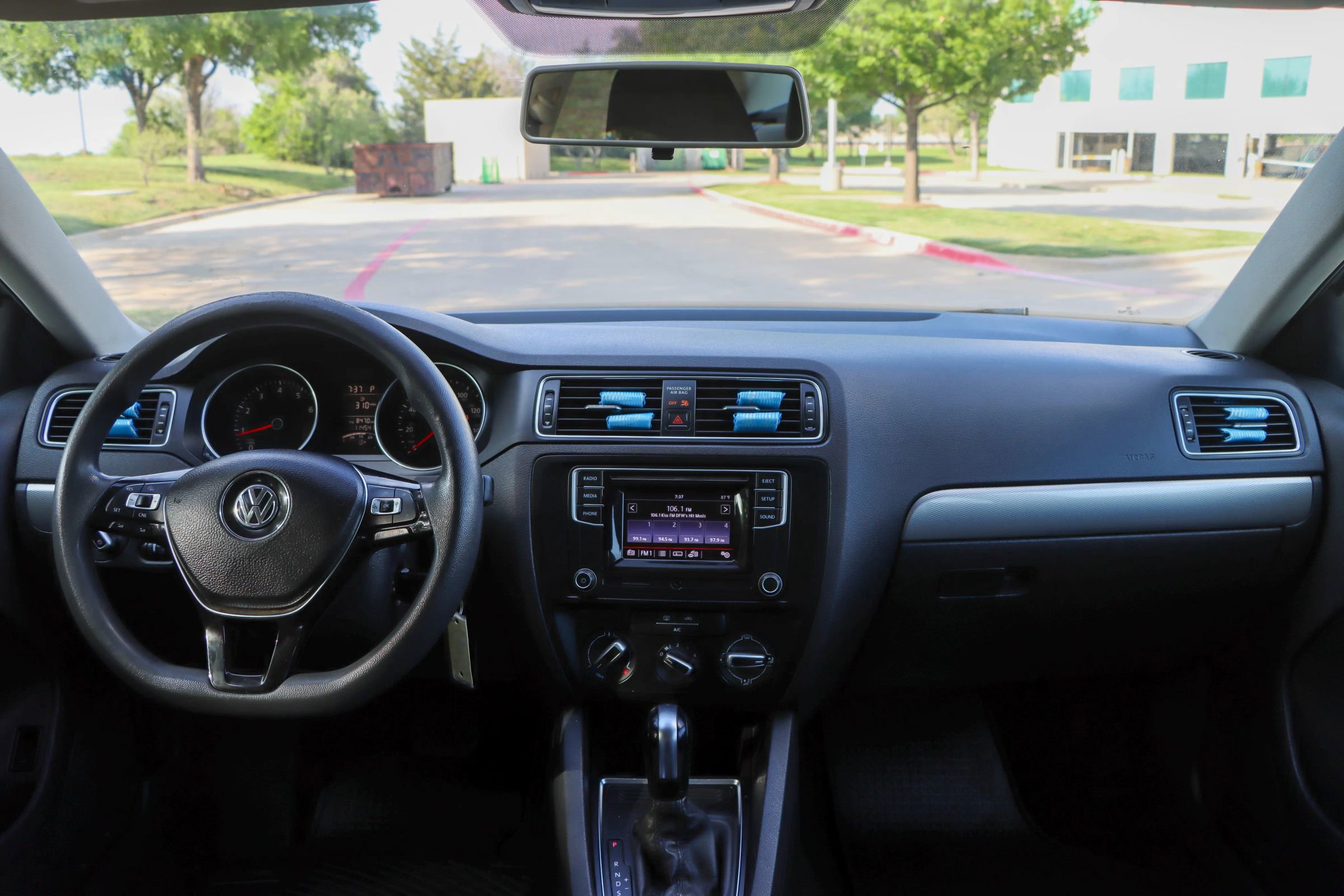 Used 2017 Volkswagen Jetta S FWD image 23