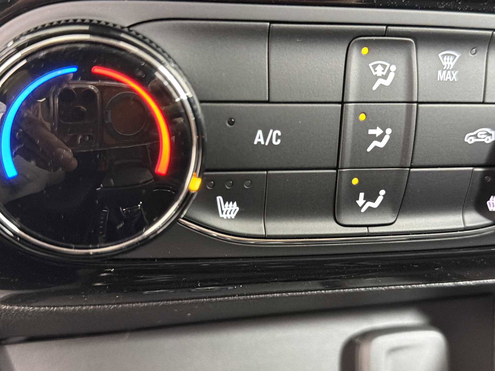 New 2026 Buick Encore GX Sport Touring w/ Advanced Technology Package FWD image 28