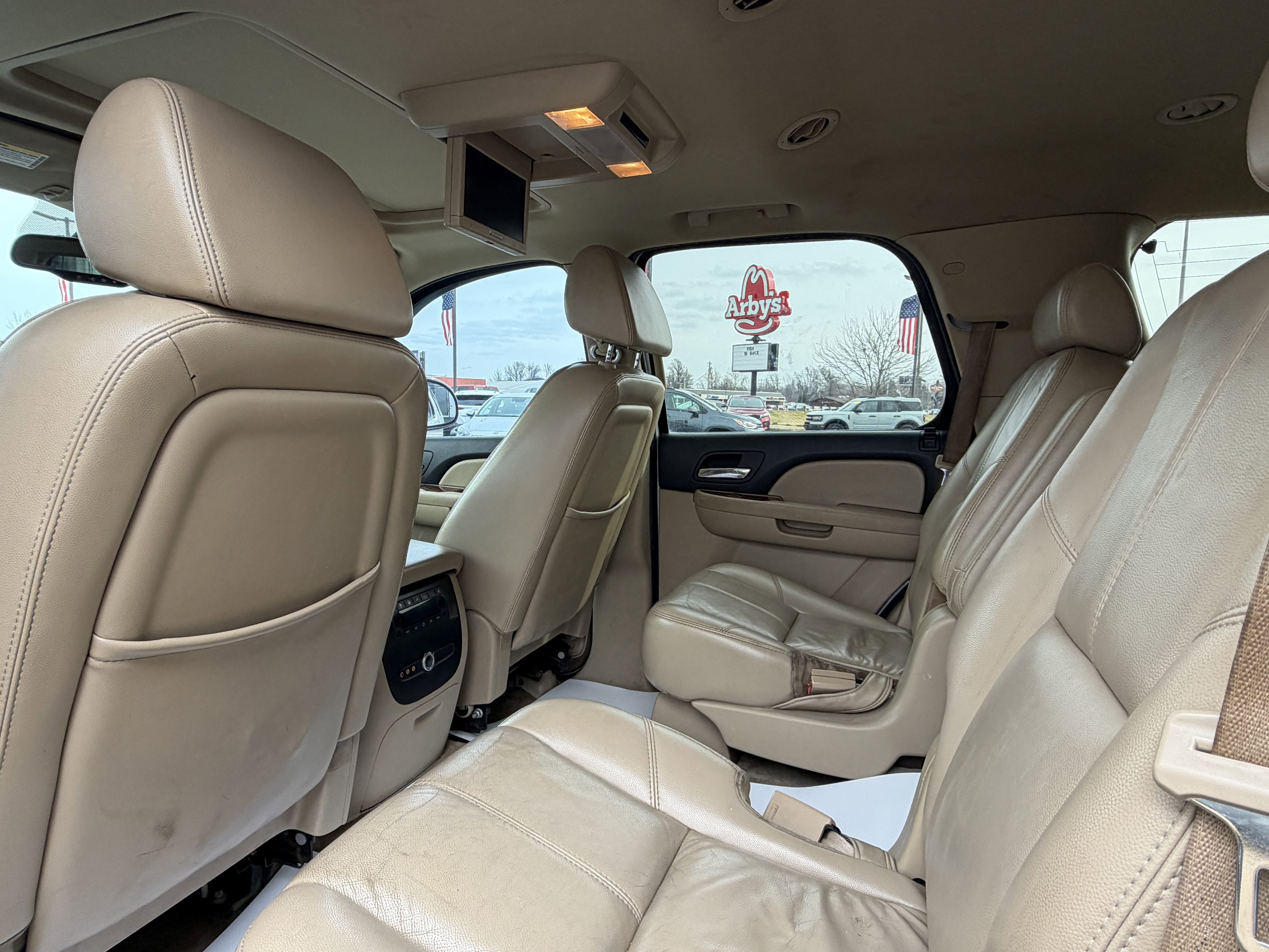 Used 2007 Chevrolet Tahoe LTZ w/ LTZ Preferred Equipment Group image 26