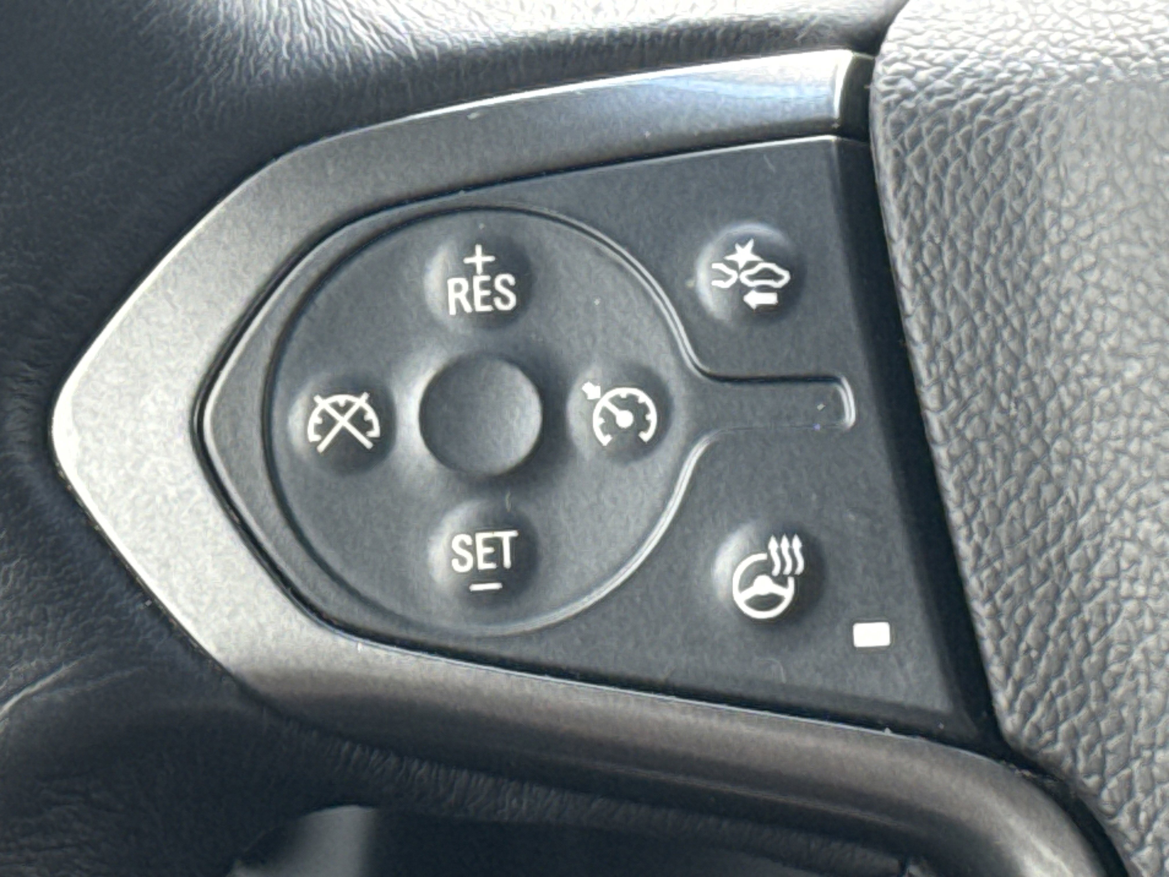 Used 2020 Chevrolet Tahoe Premier w/ Premier Plus Edition AWD/4WD image 19