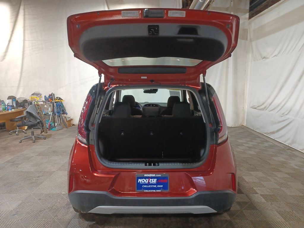 Used 2024 Kia Soul LX w/ Option Group 015 image 19