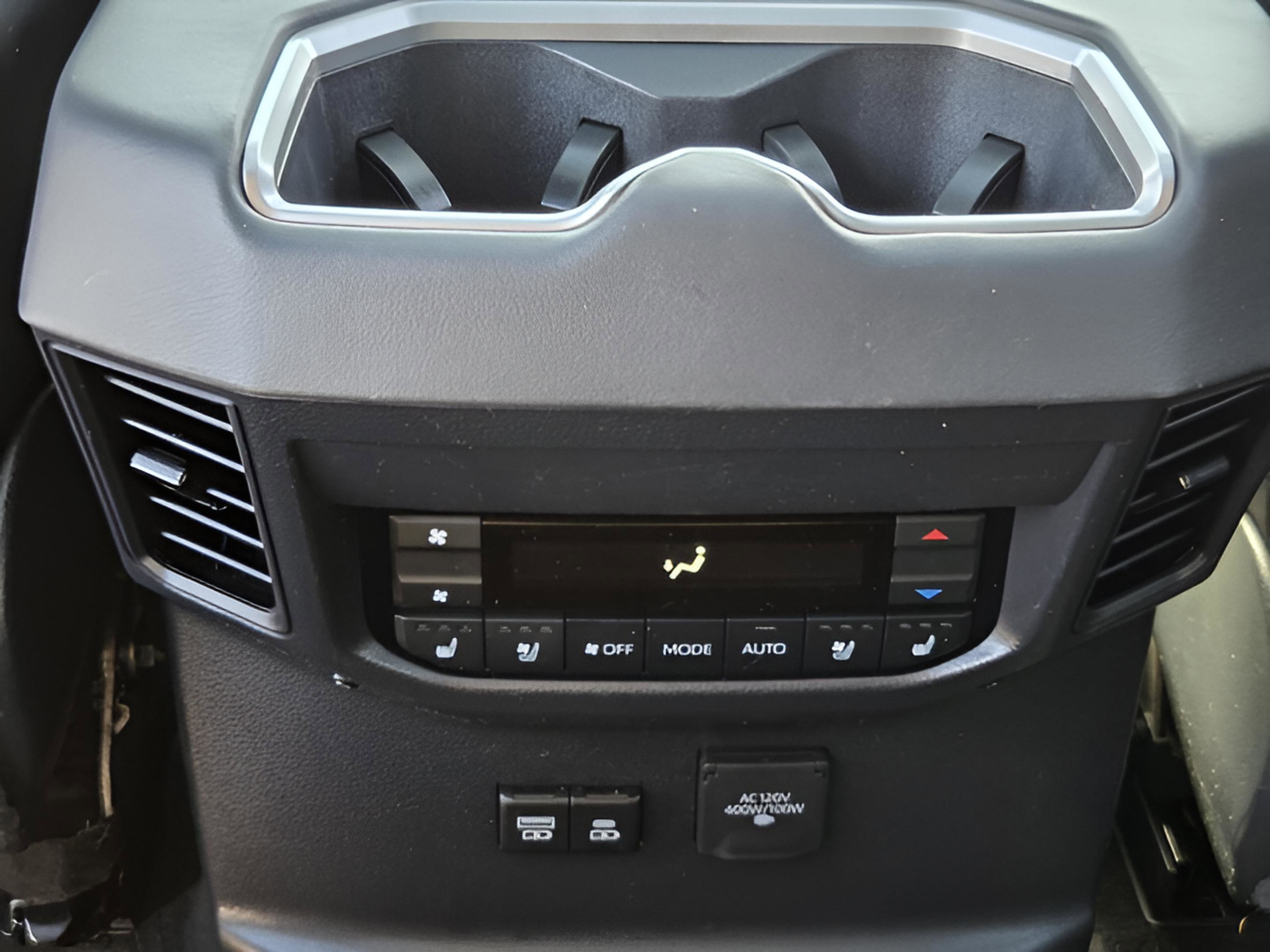 Certified 2024 Toyota Sequoia Platinum image 12