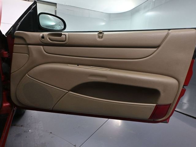 Used 2004 Chrysler Sebring LXi w/ Electronics Convenience Group image 34