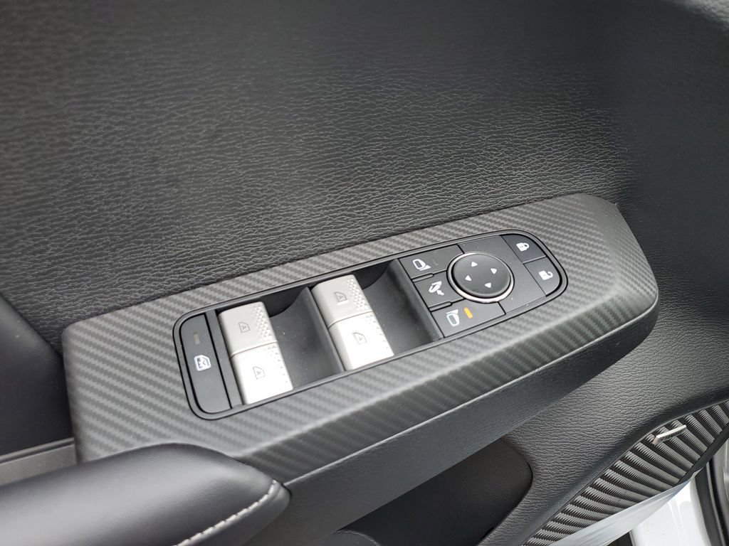 New 2026 Mitsubishi Outlander AWD image 19