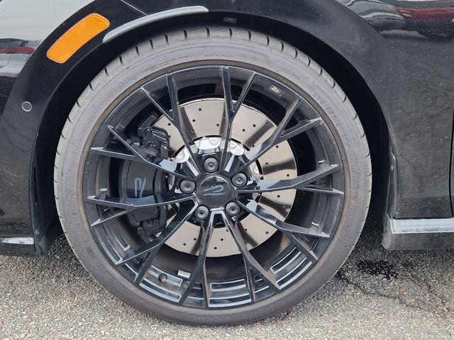 Certified 2025 Volkswagen Golf R Black Edition image 15