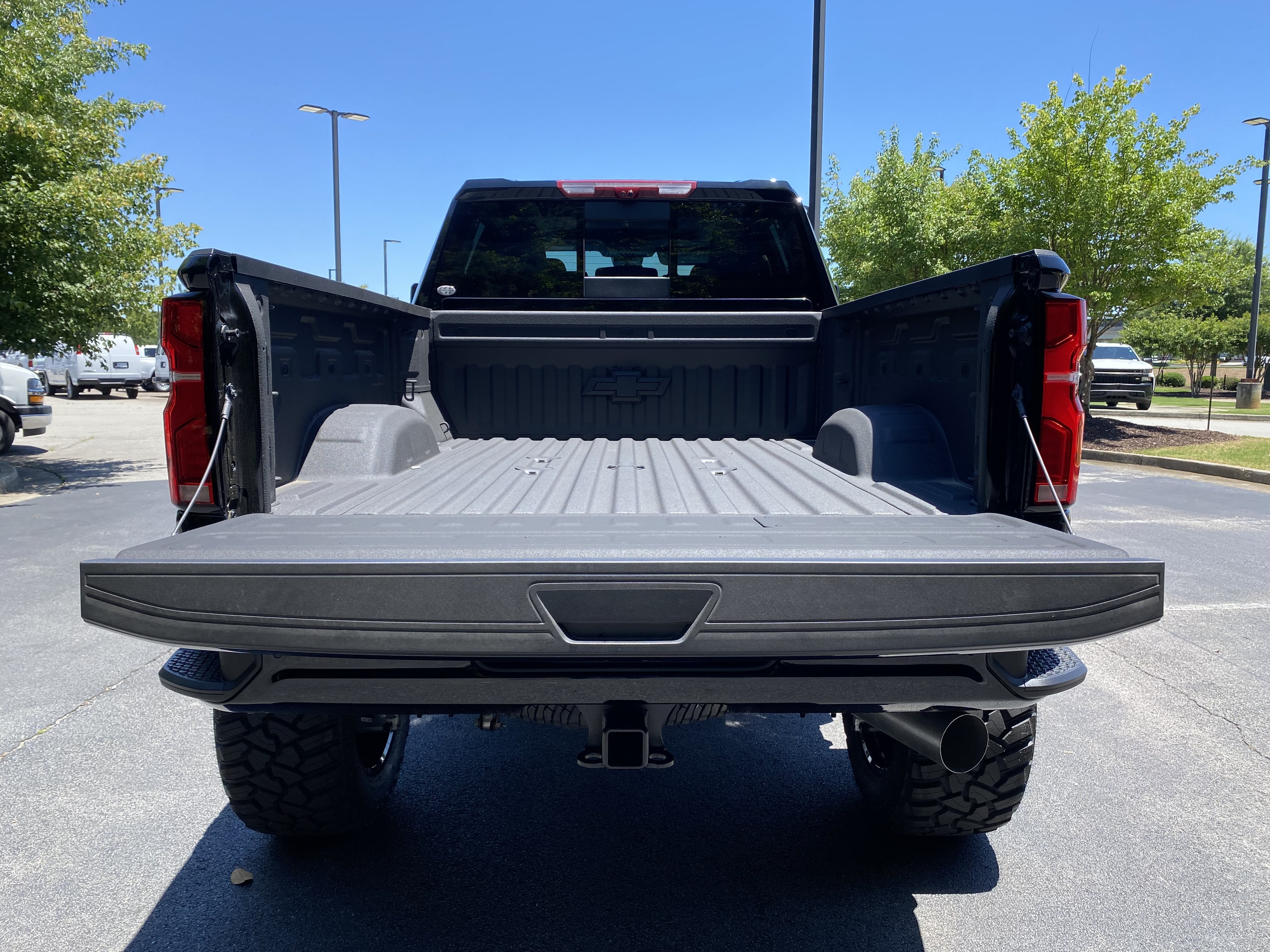 New 2025 Chevrolet Silverado 2500 LTZ w/ Trail Boss Package AWD/4WD image 11