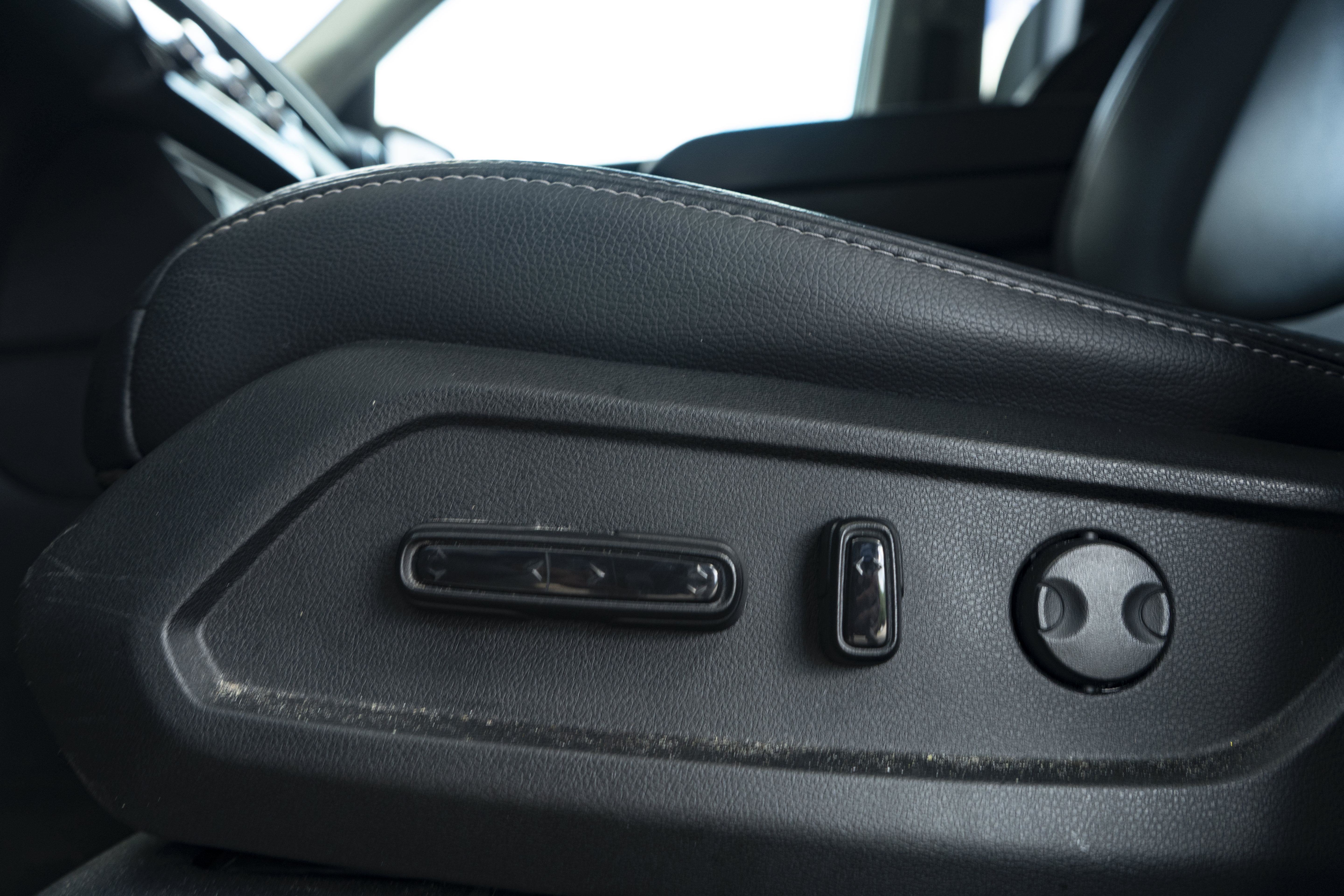 Certified 2025 Honda Pilot EX-L image 40