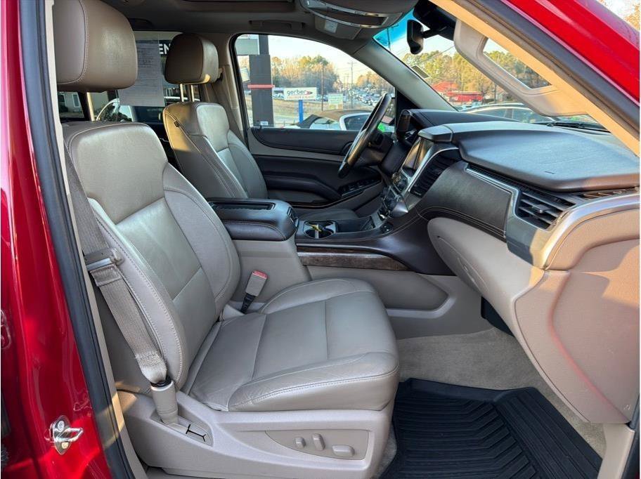 Used 2015 Chevrolet Tahoe LT RWD image 17