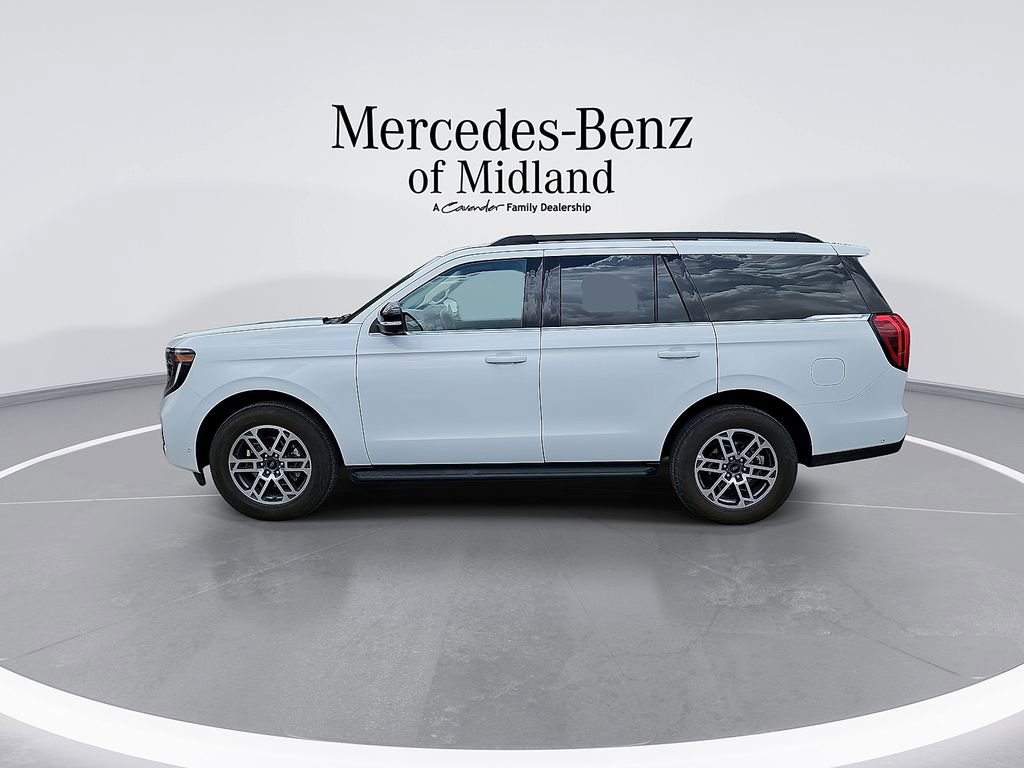 Used 2025 Ford Expedition Active AWD/4WD image 5