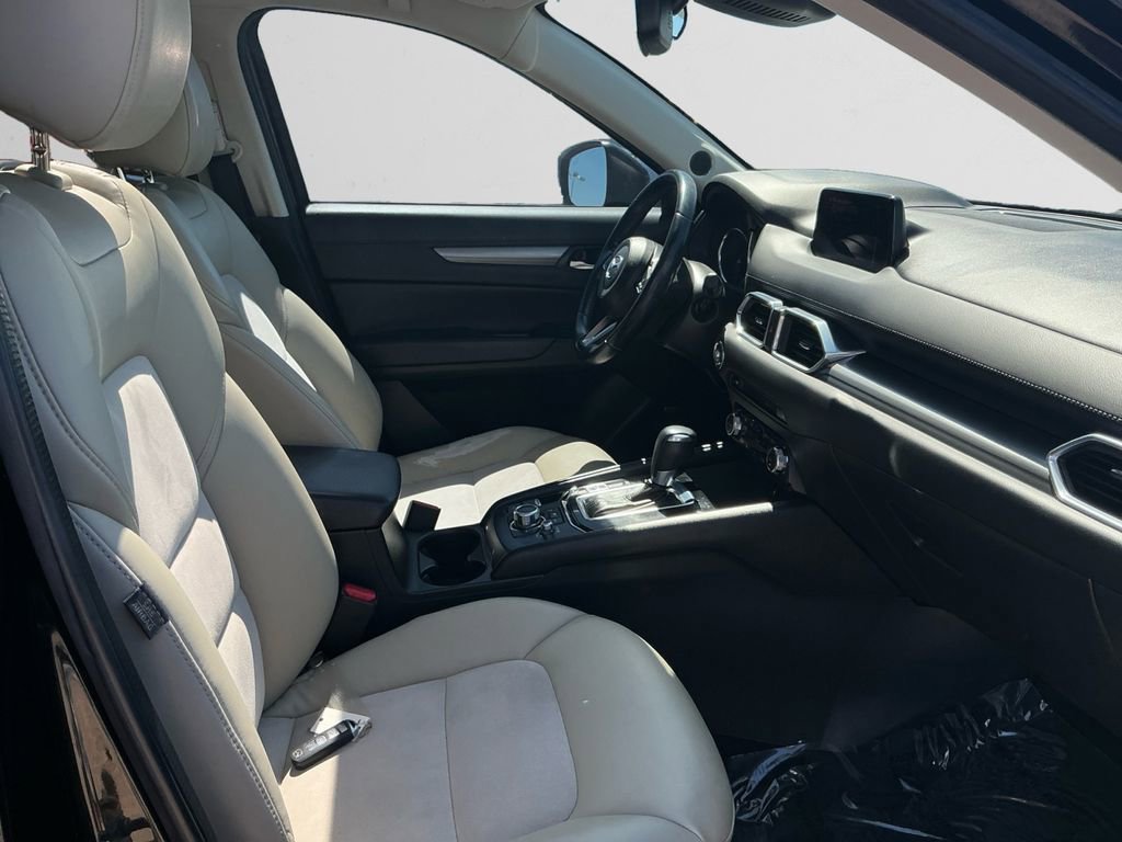 Used 2017 MAZDA CX-5 Touring w/ Preferred Equipment Package image 15
