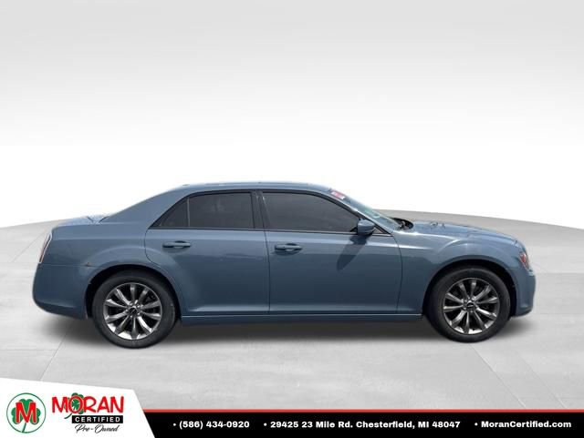 Used 2014 Chrysler 300 S AWD/4WD image 6