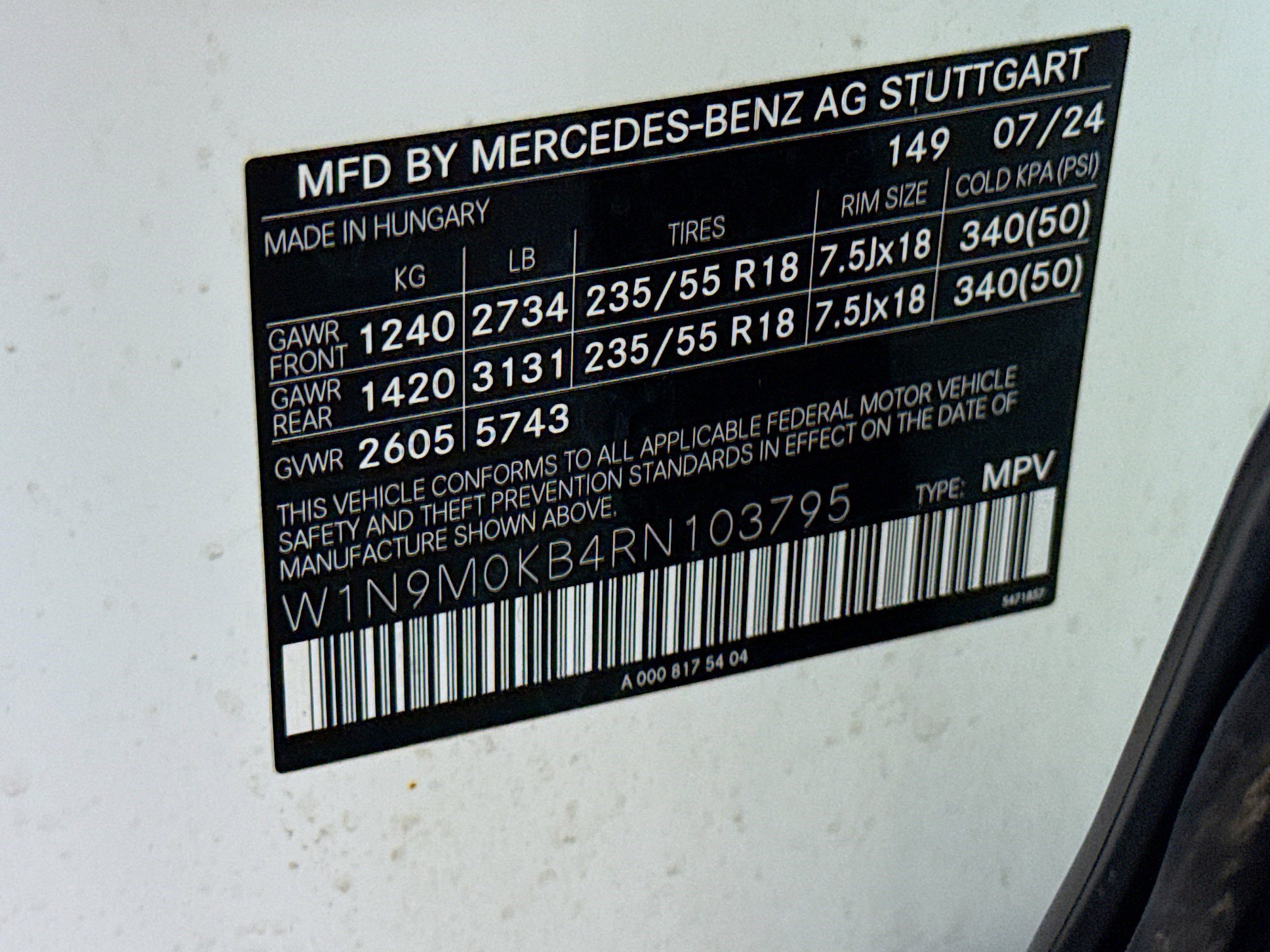 Used 2024 Mercedes-Benz EQB 300 4MATIC image 40