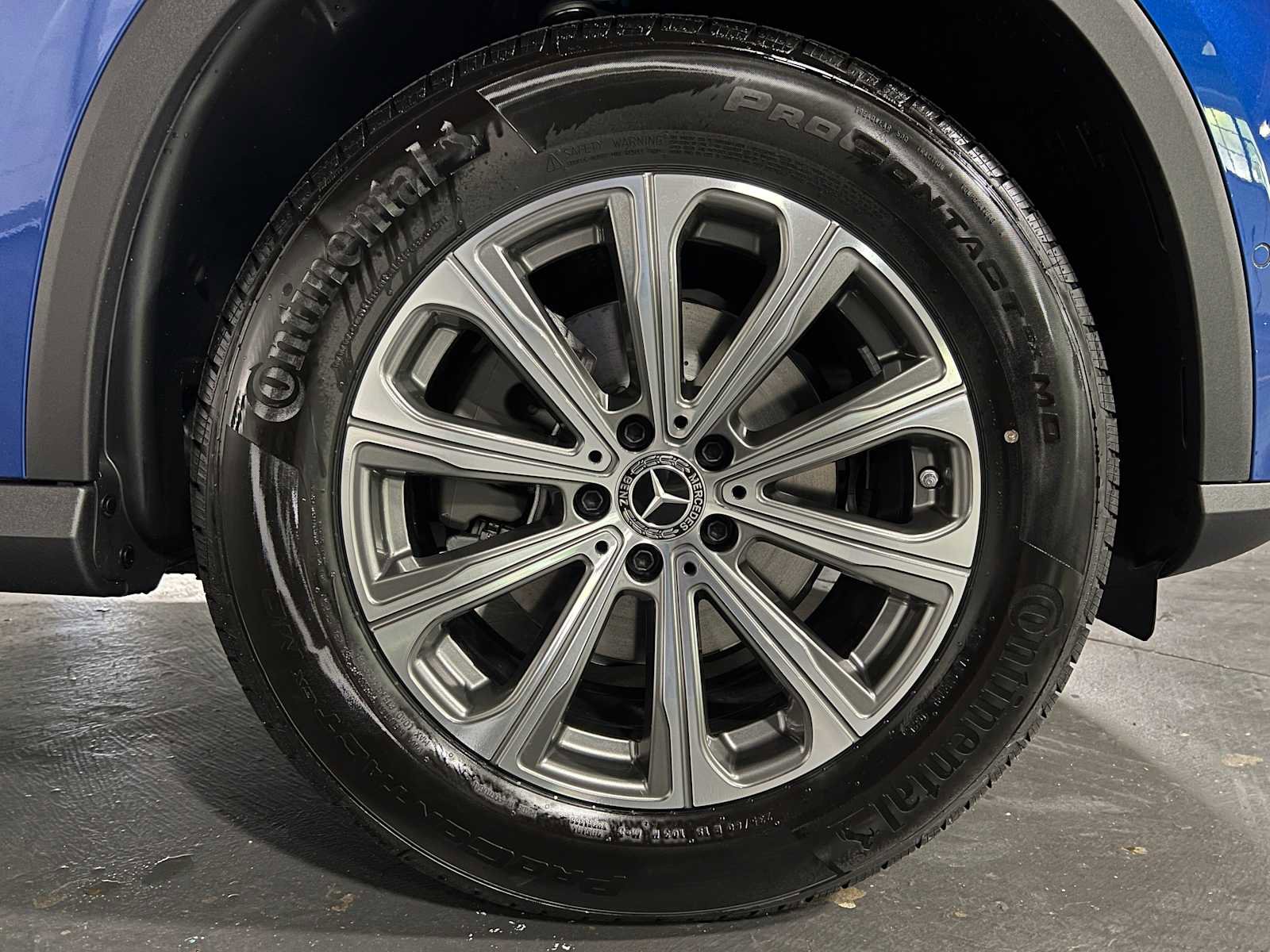 New 2025 Mercedes-Benz GLC 300 4MATIC image 9