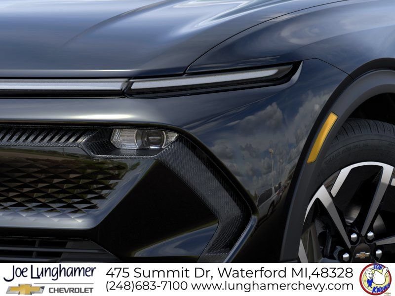 New 2026 Chevrolet Equinox EV LT AWD/4WD image 11
