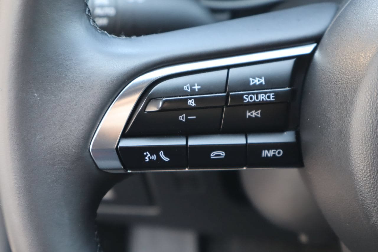 Used 2025 MAZDA MAZDA3 s FWD image 12