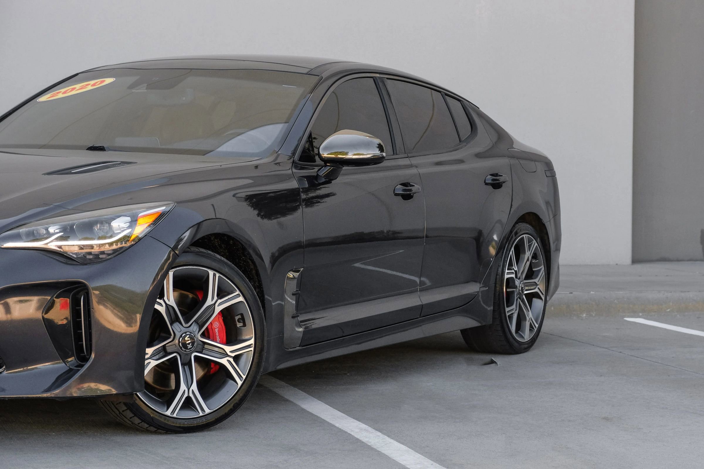 Used 2020 Kia Stinger GT2 image 8