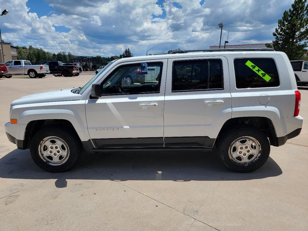 Used 2016 Jeep Patriot Sport w/ Power Value Group AWD/4WD image 8