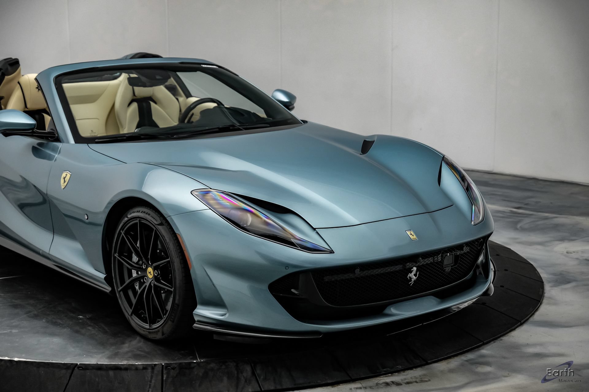 Used 2023 Ferrari 812 GTS RWD image 35