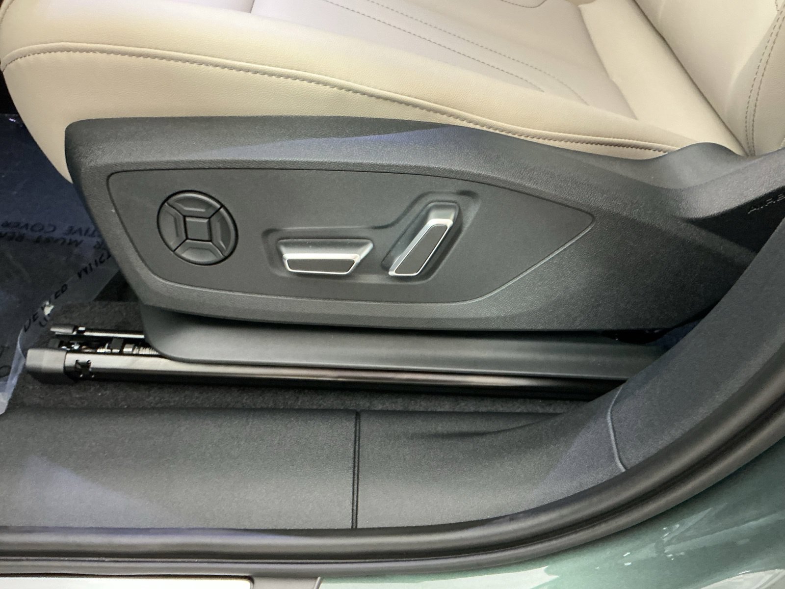 New 2026 Audi Q3 quattro 2.0T AWD/4WD image 14