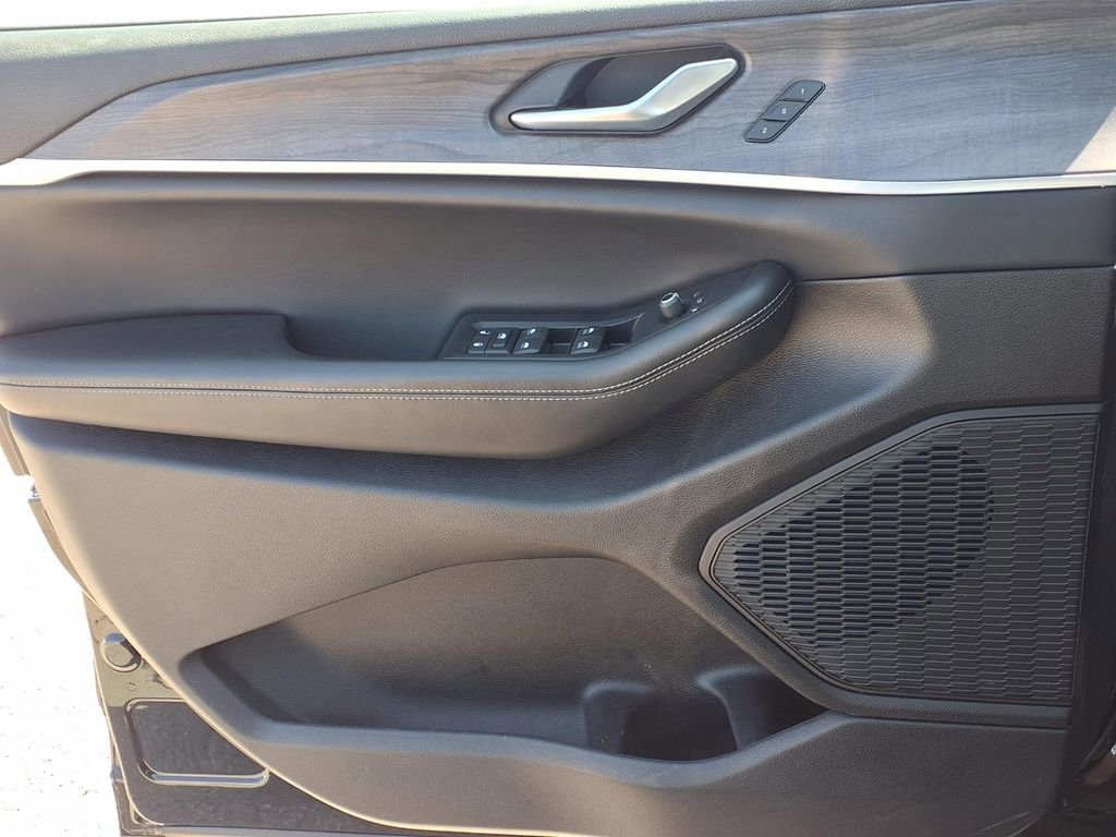 Used 2024 Jeep Grand Cherokee Limited RWD image 19