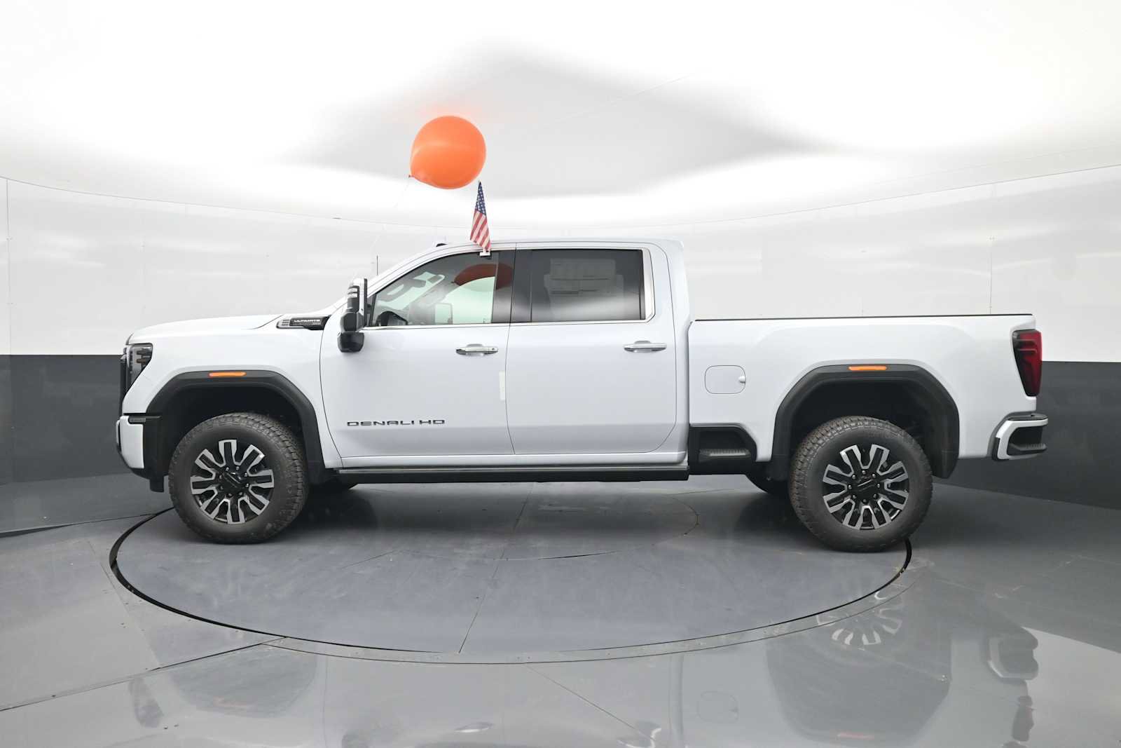 New 2026 GMC Sierra 3500 Denali Ultimate AWD/4WD image 5