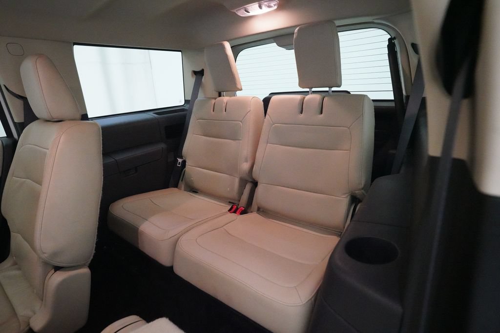 Used 2016 Ford Flex SEL w/ Equipment Group 202A AWD/4WD image 16