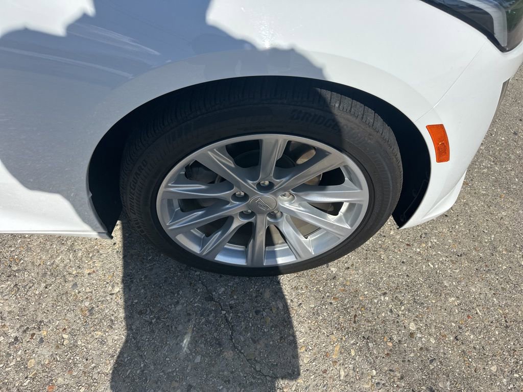 Used 2023 Cadillac CT5 Luxury RWD image 16