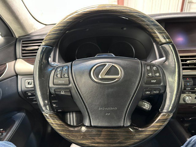 Used 2015 Lexus LS 460 L image 20