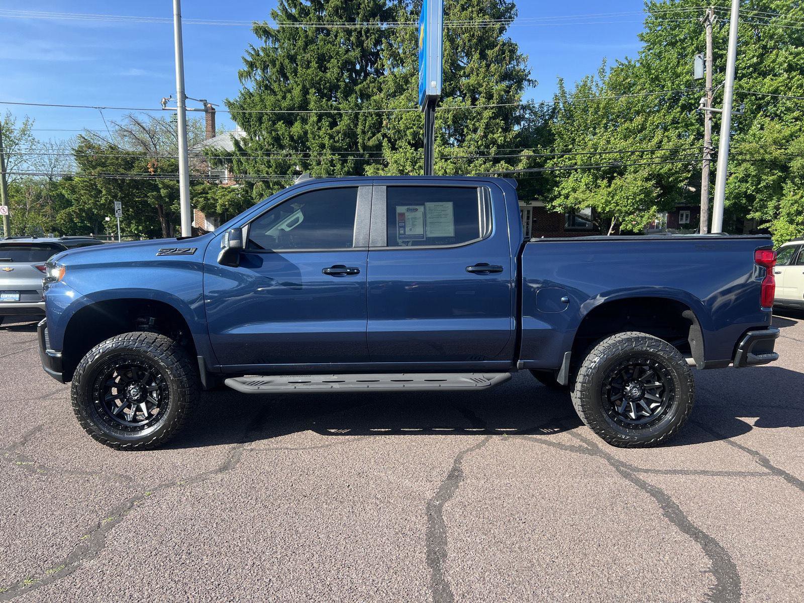 Used 2020 Chevrolet Silverado 1500 LT Trail Boss AWD/4WD image 4