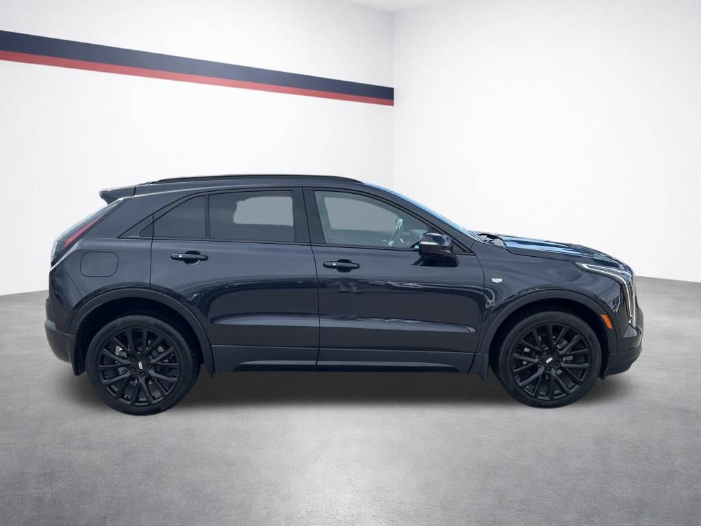 Used 2023 Cadillac XT4 Sport AWD/4WD image 5