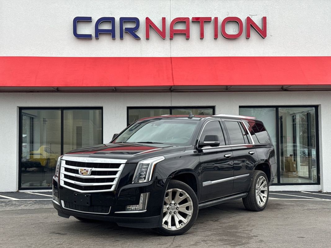Used 2015 Cadillac Escalade Premium image 2