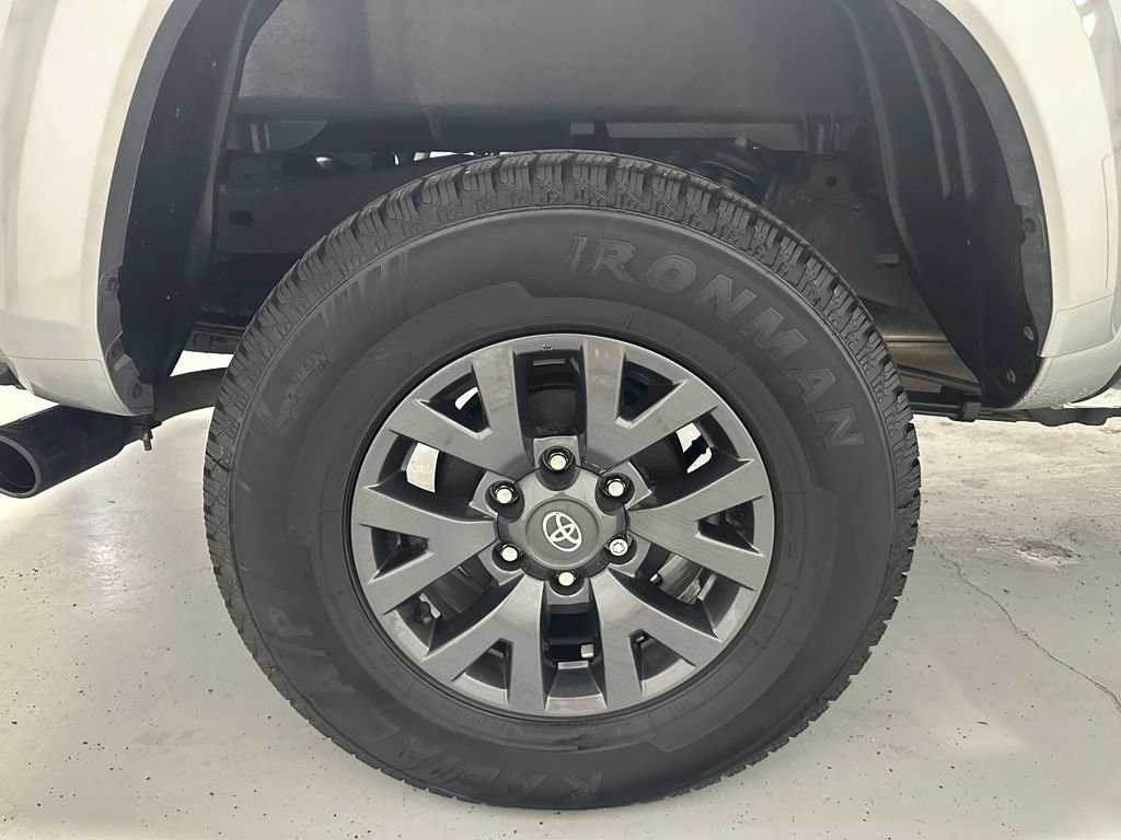 Used 2023 Toyota Tacoma SR5 w/ Technology Package AWD/4WD image 63