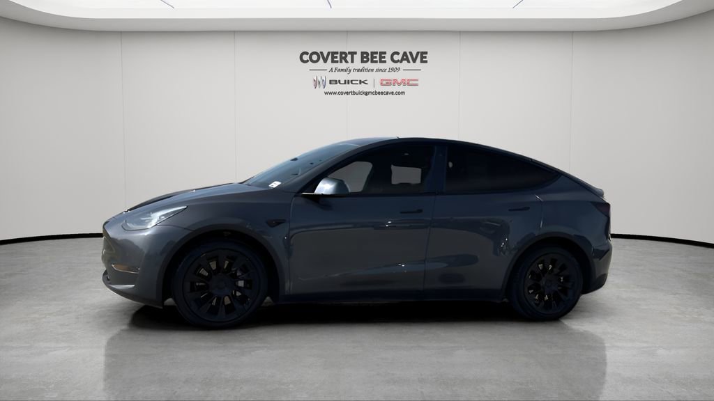 Used 2022 Tesla Model Y Long Range image 4