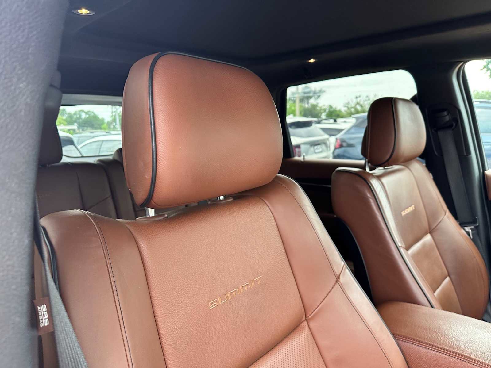 Used 2020 Jeep Grand Cherokee Summit AWD/4WD image 23