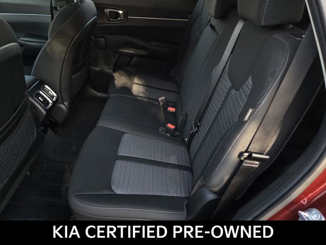 Certified 2025 Kia Sorento LX image 12