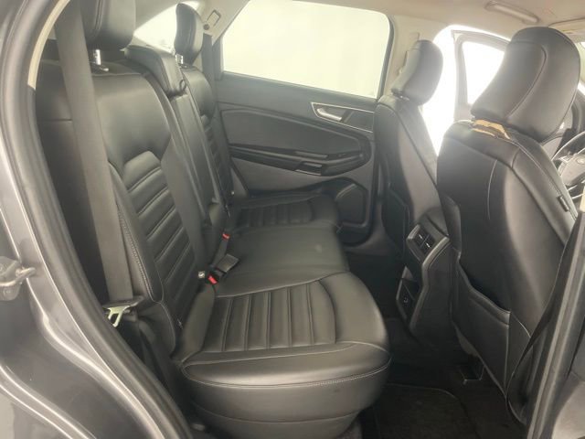 Used 2022 Ford Edge SEL image 45
