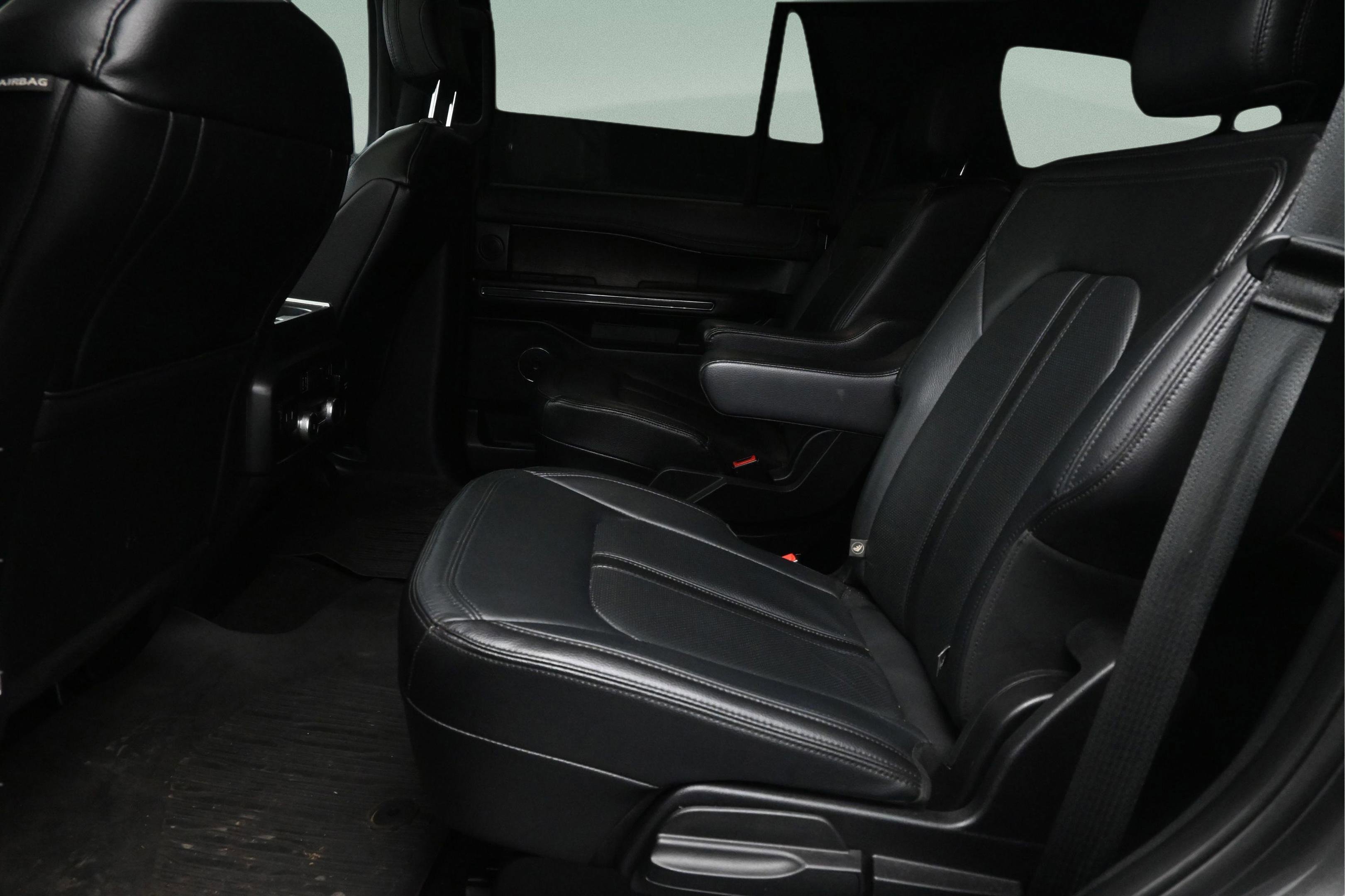 Used 2020 Ford Expedition Limited w/ Texas Edition Package RWD image 13