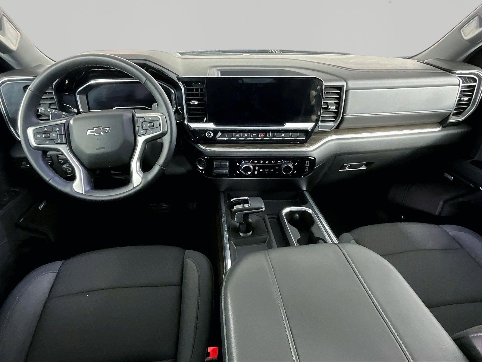 Used 2024 Chevrolet Silverado 1500 RST w/ Redline Edition AWD/4WD image 8