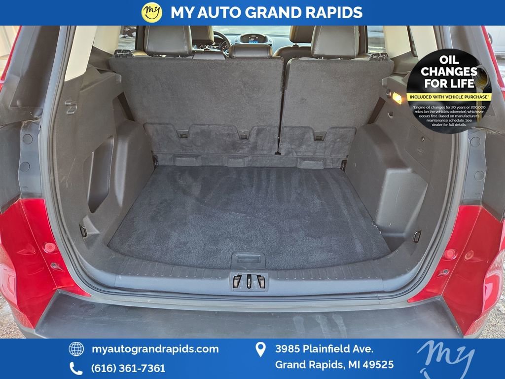 Used 2017 Ford Escape SE w/ SE Sport Appearance Package image 38