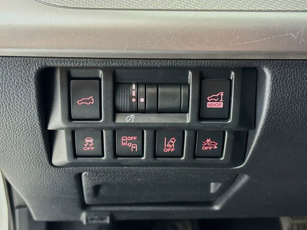 Used 2018 Subaru Outback 2.5i Premium AWD/4WD image 11